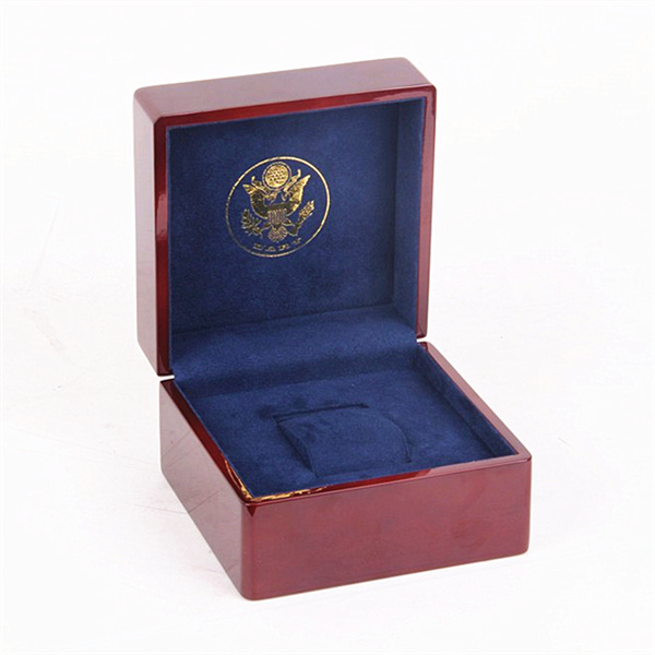Good design lacquering wooden watch gift box