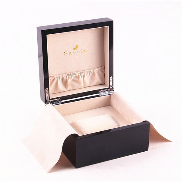 Luxury design Black piano lacquer wooden watch box