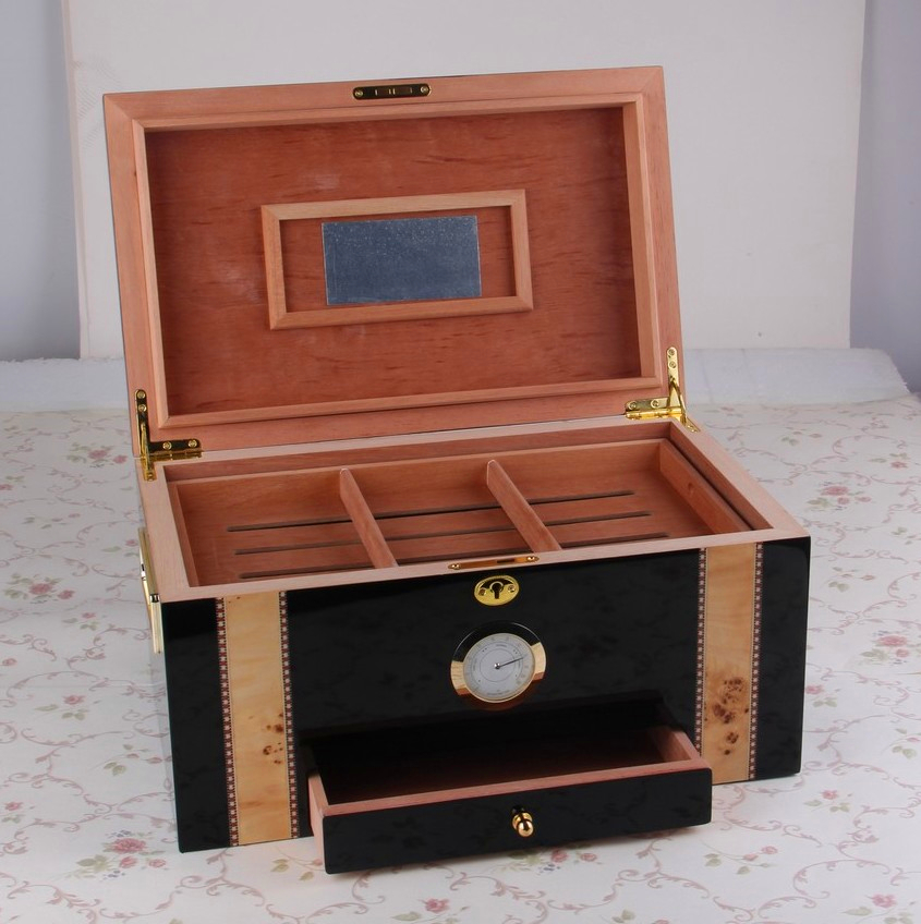 Piano finishing big Cedar wood Cigar Box Humidor